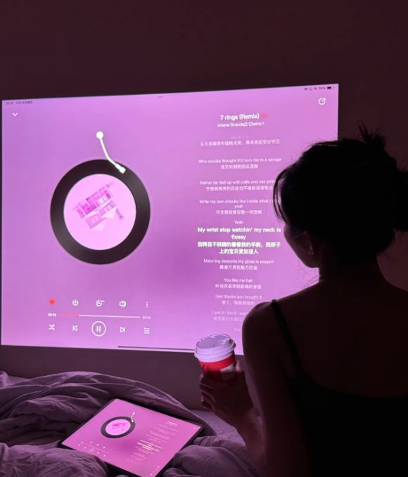荐：五一宅家用大眼橙C2 Air高亮版让快乐加倍PG麻将胡了免费试玩模拟器2025家用投影仪推(图5)